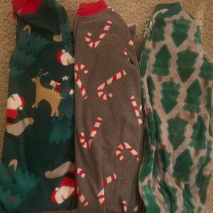 Carter's Size 4 Holiday Footie Pajama Set/Lot - Green, Gray, Red